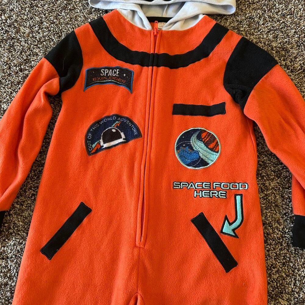 Cat & jack astronaut fleece pajamas onesie - Picture 2 of 4